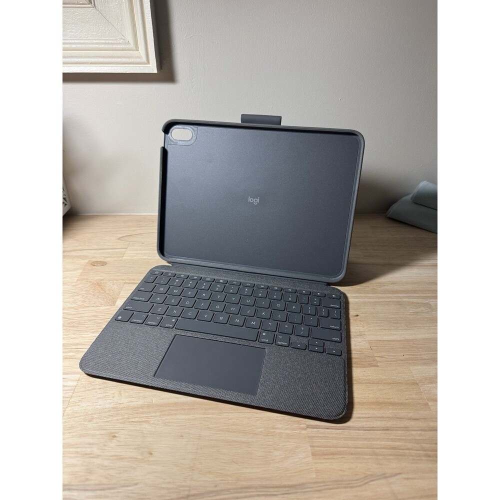 Logitech Combo Touch Keyboard Case for Apple iPad Air 4th Gen. - Oxford Gray